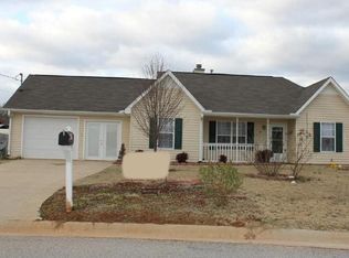 661 Regal Rd, Jackson, GA 30233