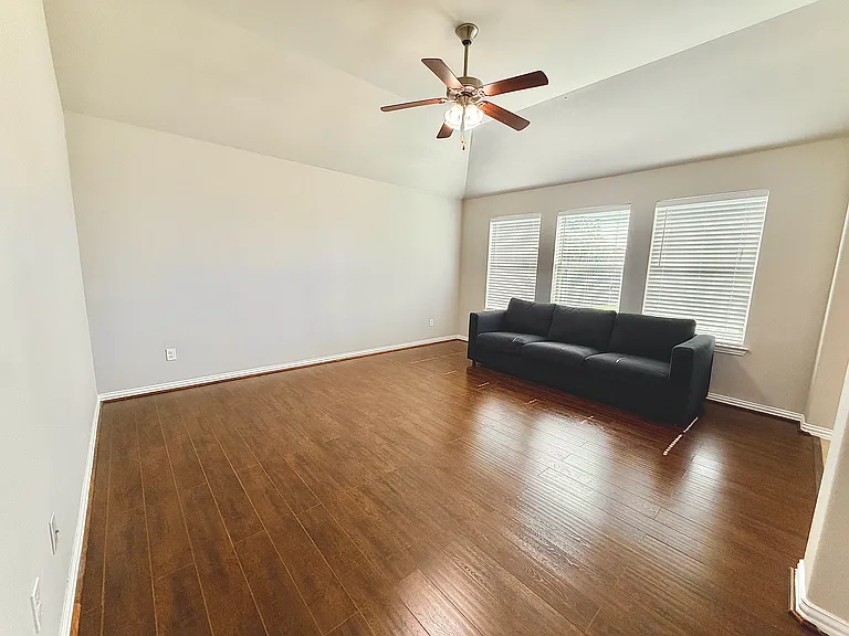 980 Bridle Bit Dr — Photo 9
