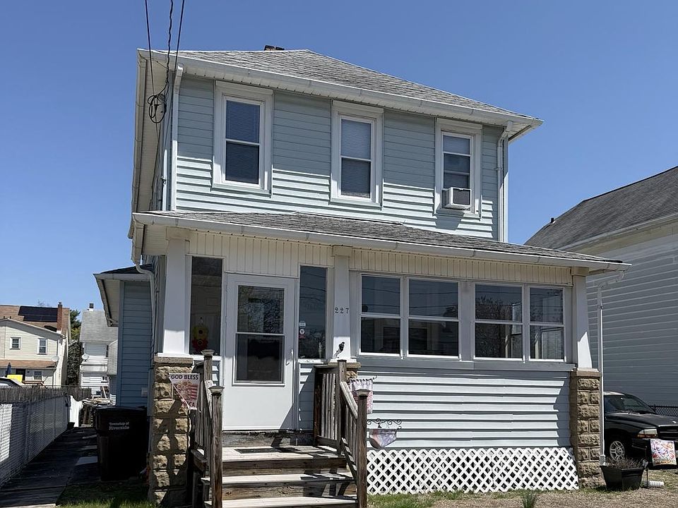 1st image of 227 Heulings Ave