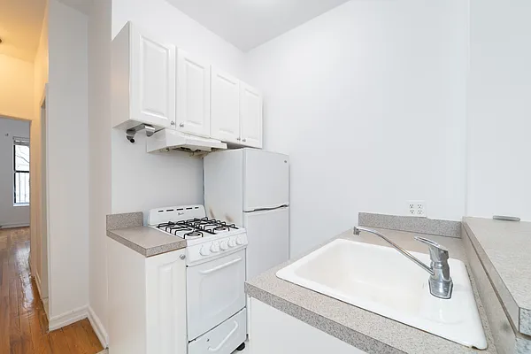 Rented by Platinum Properties | media 10