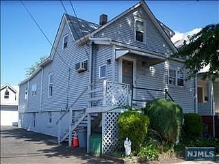 2nd image of 174 Lexington Ave