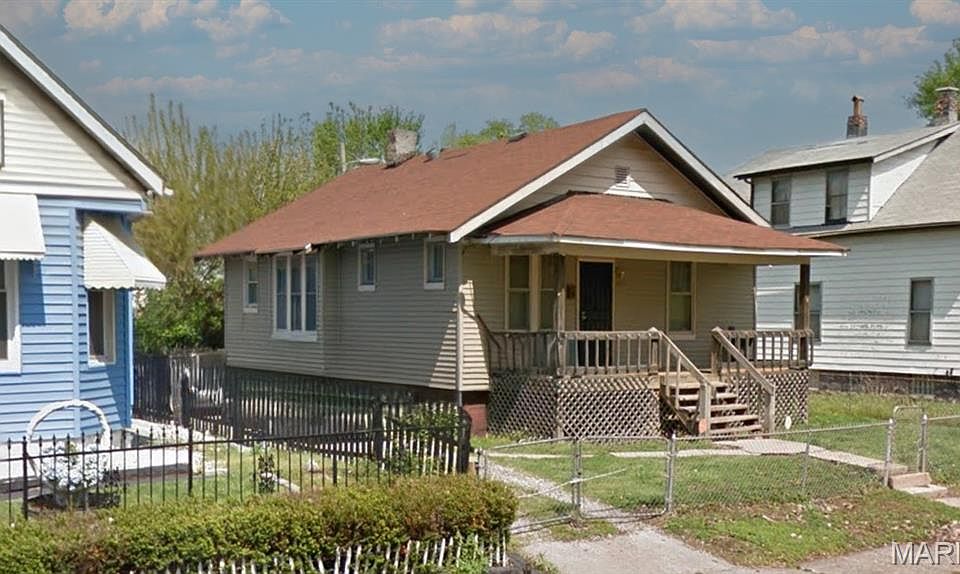 2nd image of 637 N 27th St