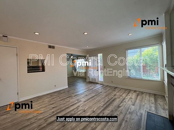 4th image of 2870 Theresa Ct