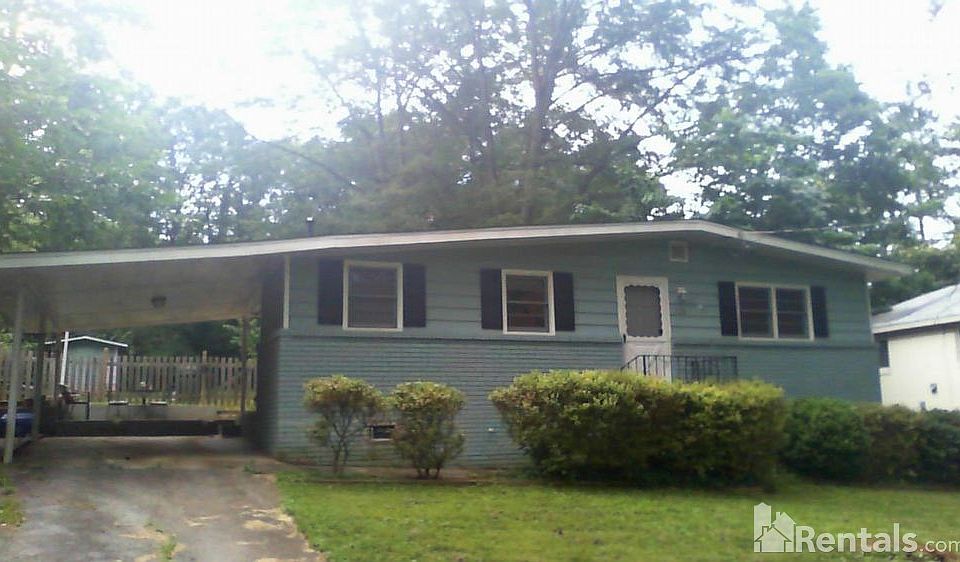 1st image of 728 Oak Hill Cir
