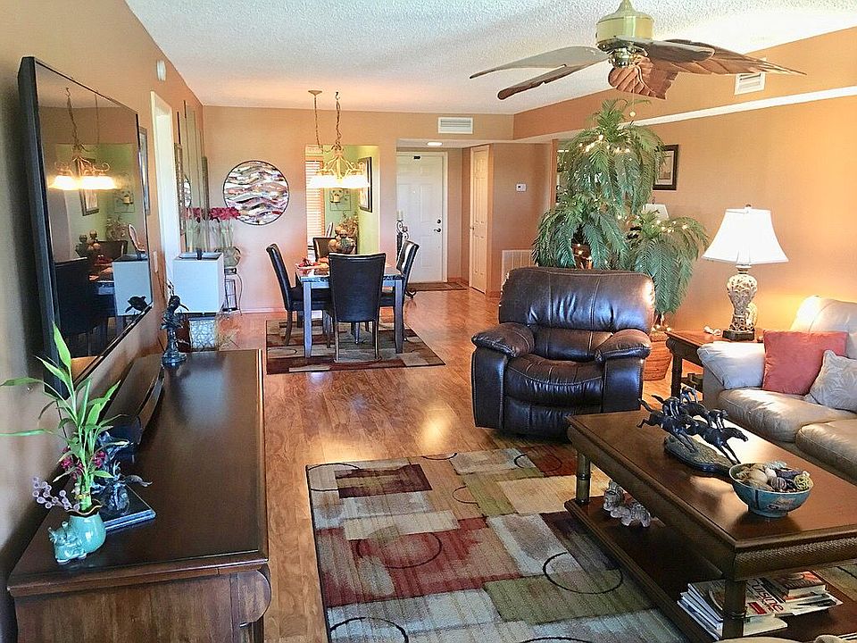 1st image of 7430 Lake Breeze Dr APT 401