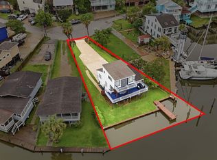 22 Tindel St, Clear Lake Shores, TX 77565
