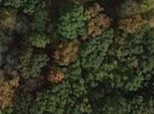 2737 Radcliff Rd, Bushkill, PA 18324