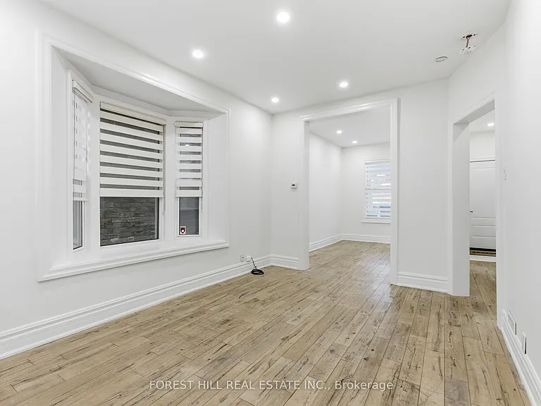 1297 Davenport Rd — Photo 9