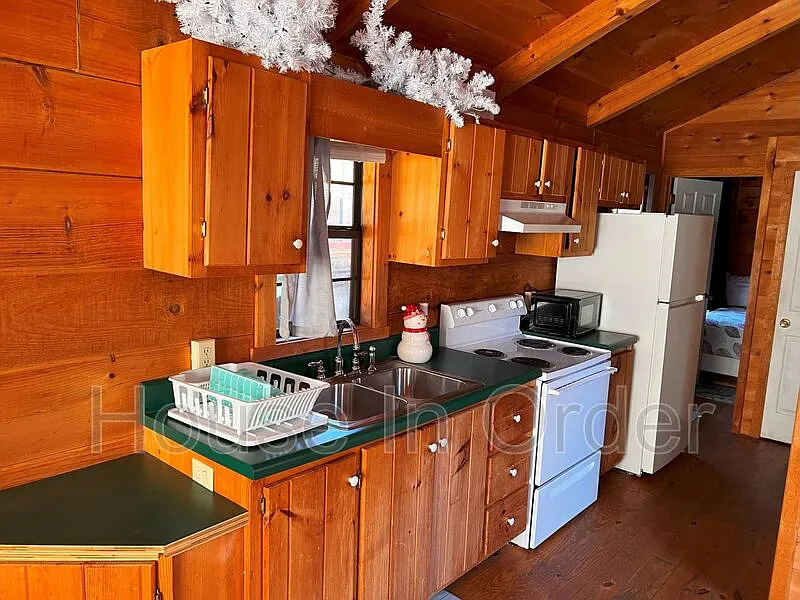 1 bed, 1.0 bath, 408 sqft, $1,195 — Photo 4