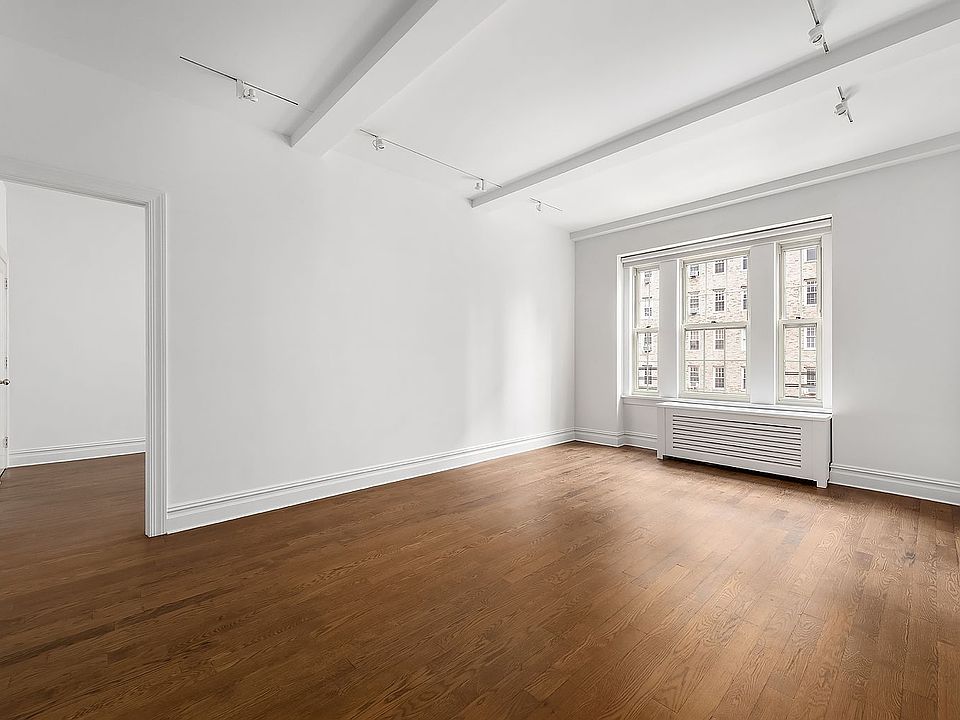 1st image of 25 5th Ave APT 7E