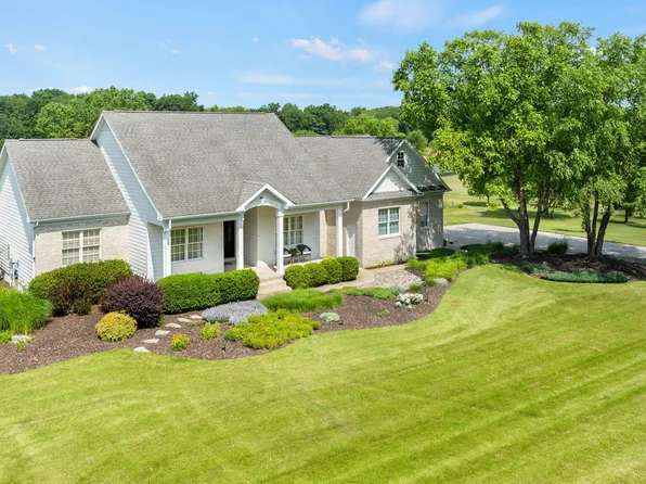 10152 N Beverly Ln, La Porte, IN 46350