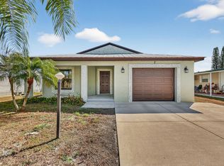 7 Aragon Lane, Port Saint Lucie, FL 34952