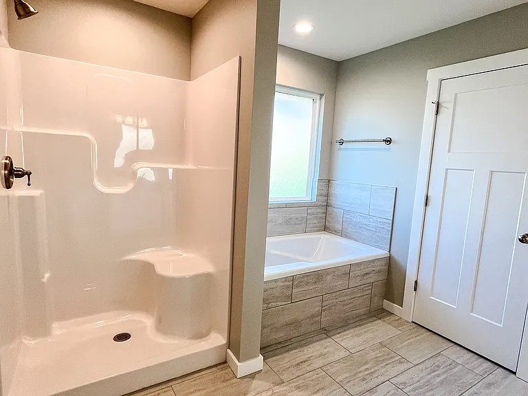 855 S Eastridge — Photo 10