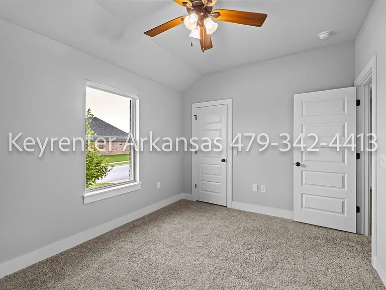 800 E Fallon St — Photo 23