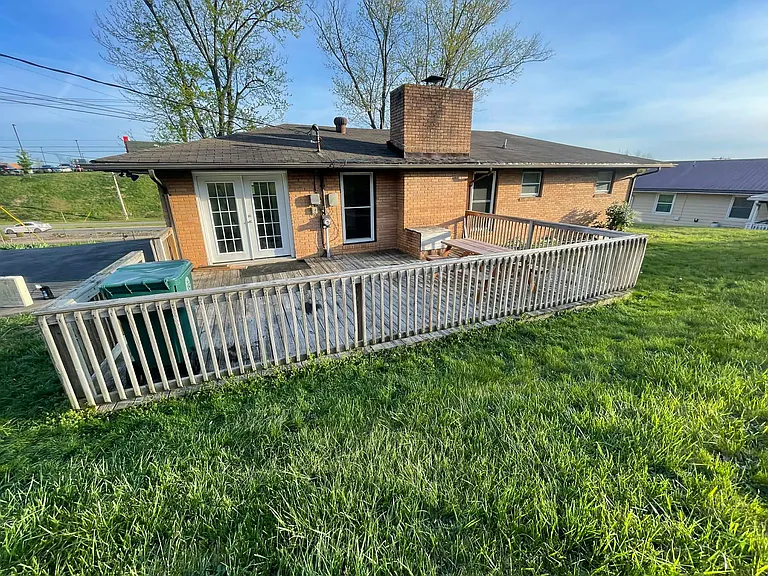 3426 Lee Hwy — Photo 6