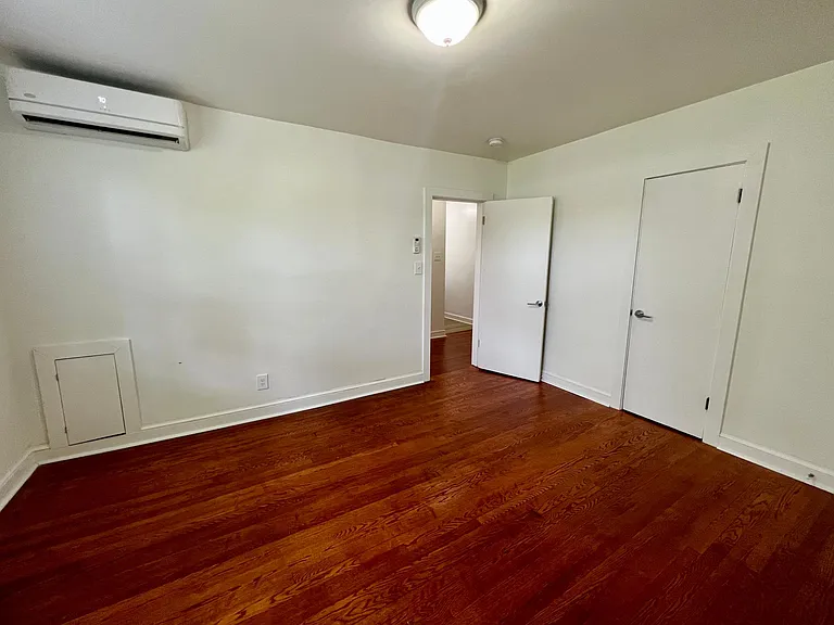 4564 Macarthur Blvd NW #302 — Photo 19