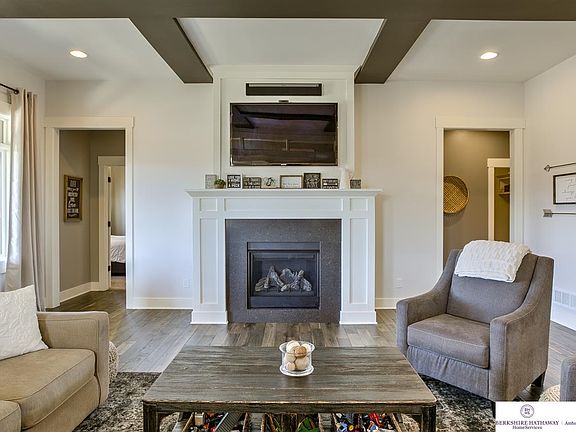 5th image of 5714 S 234th St