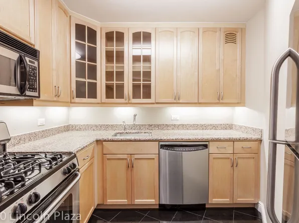 30 West 63rd Street image 8 of 9