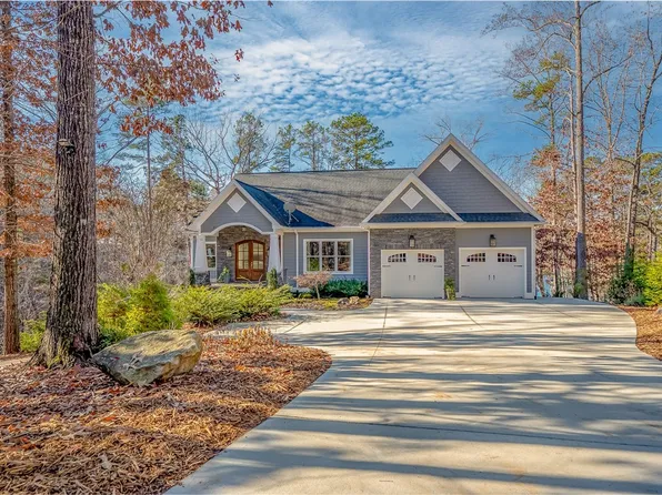 107 Mapleleaf Way, Seneca, SC 29672