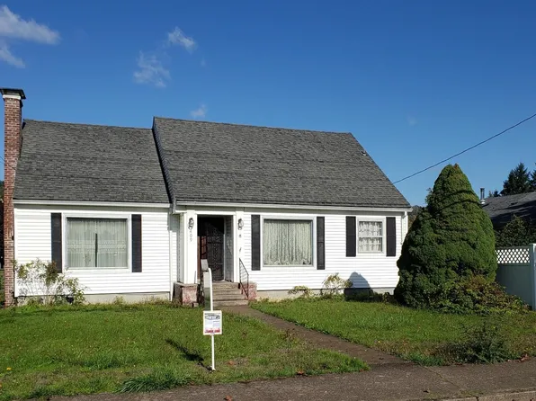 409 E Main St, Sheridan, OR 97378