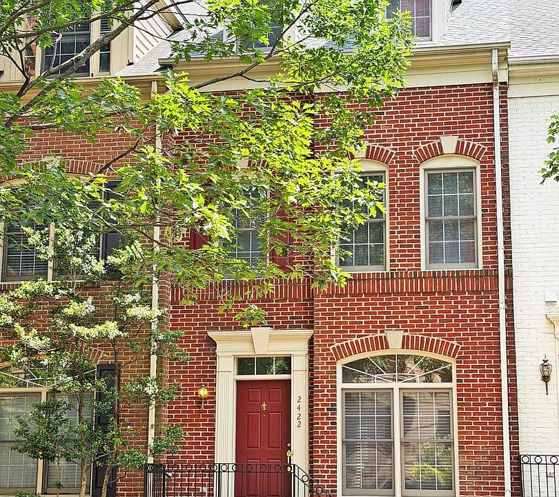 1st image of 2422 14th St N