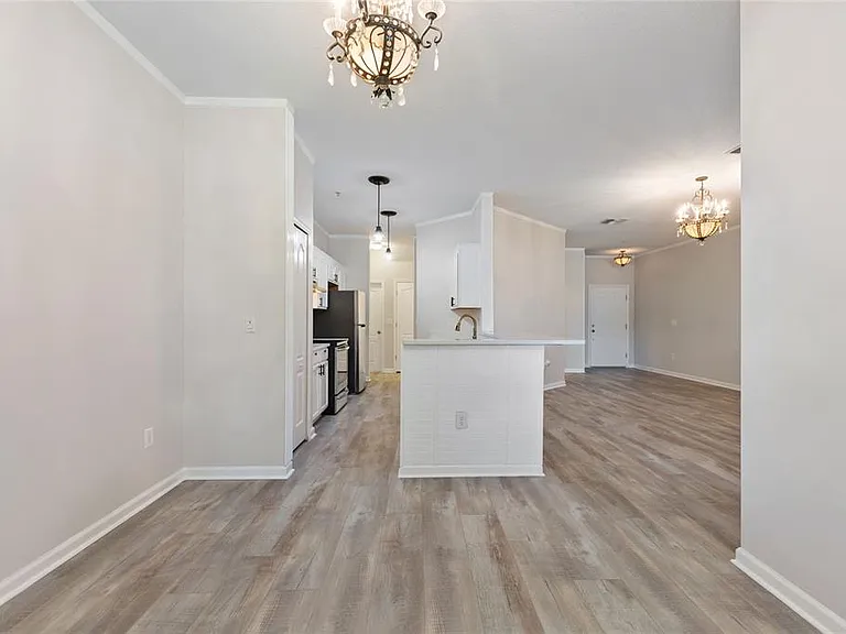 1220 Priory Cir — Photo 17