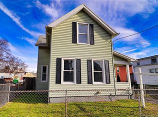11 S 3rd St, Meriden, CT 06451