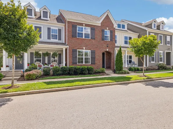 1639 Shadow Green Dr, Franklin, TN 37064
