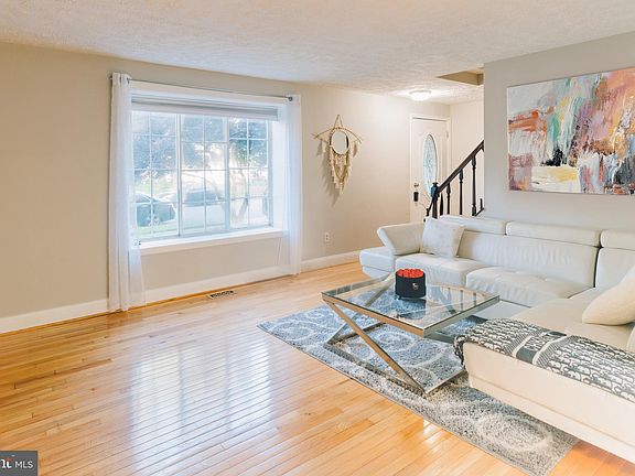 5th image of 13812 Choptank Ct