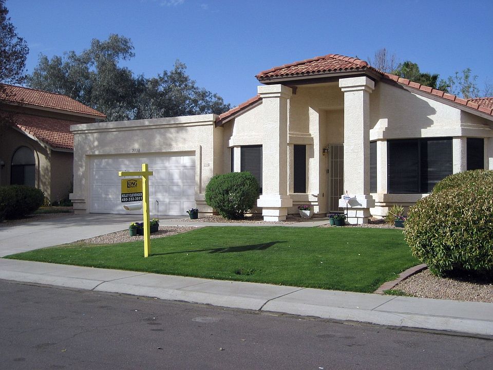 Beautiful single level Ahwatukee (Phx) home.