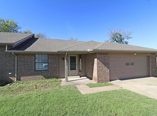 2811 Edgewood Ave, Bartlesville, OK 74006