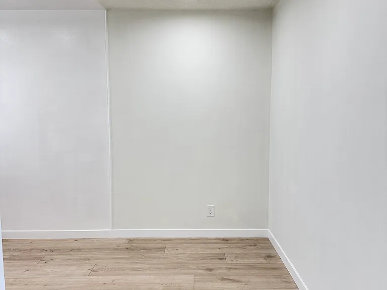 918 E Acacia Ave #K — Photo 7