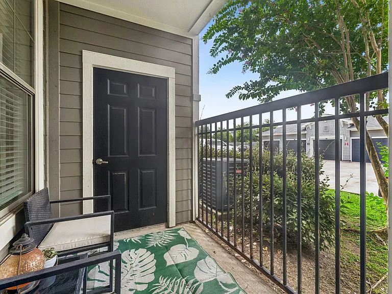 Aria Victoria Apartments — Photo 19