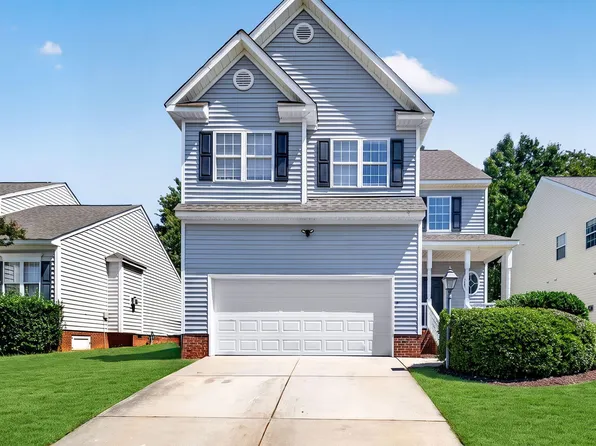 2525 Trailwood Hills Dr, Raleigh, NC 27603