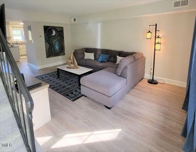141 Jones Franklin Rd APT E, Raleigh, NC, 27606