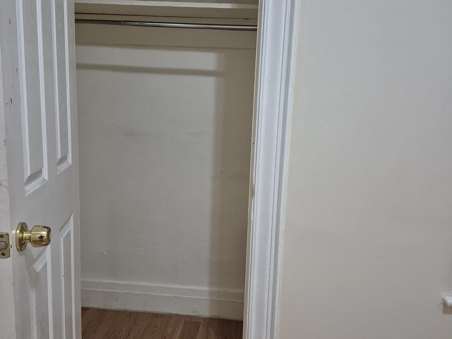 3 bed, $3,379 — Photo 2