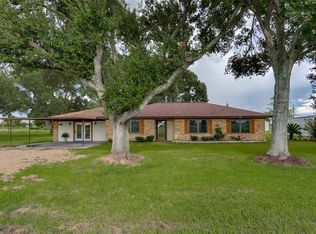 8815 Terry St, East Bernard, TX 77435