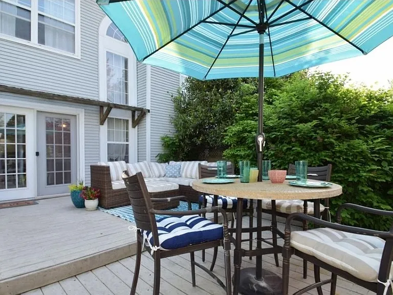 716 Martingale Rd — Photo 10