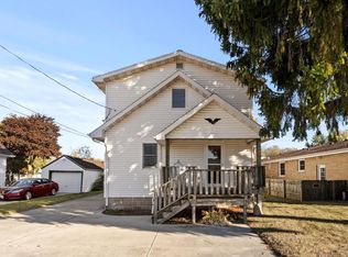 2604 13th St, Two Rivers, WI 54241