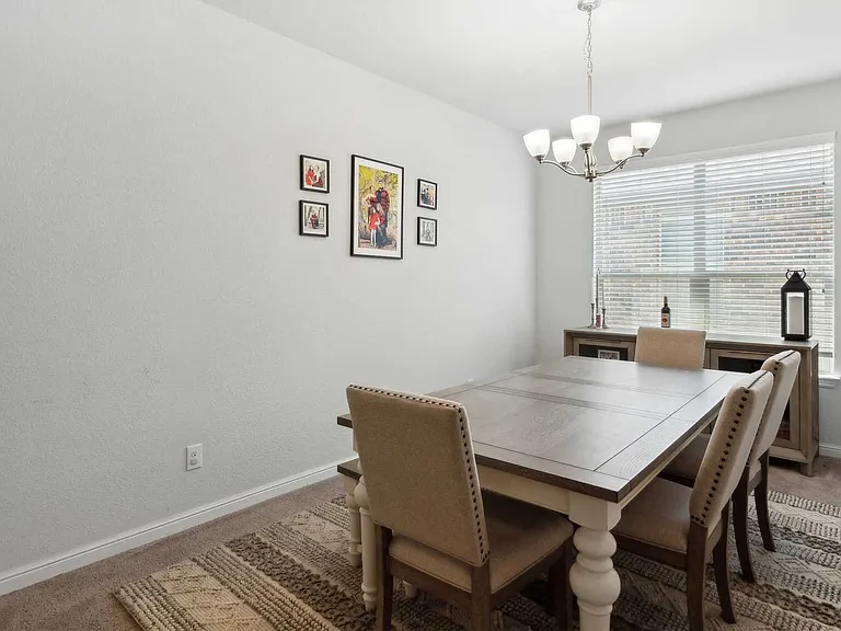 1048 Madelia Ave — Photo 28