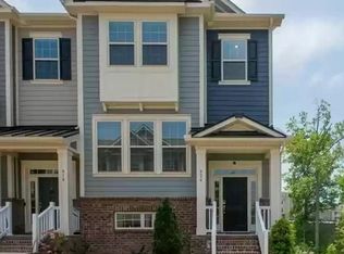 820 Ruckers Ct, Tega Cay, SC 29708