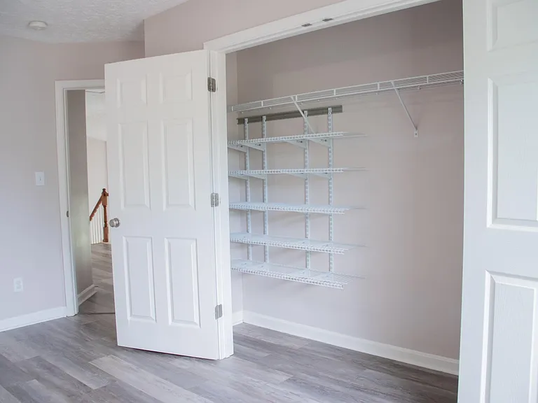 10705 Elkington Ln — Photo 18