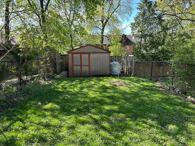 145 Castlefield Ave — Photo 31