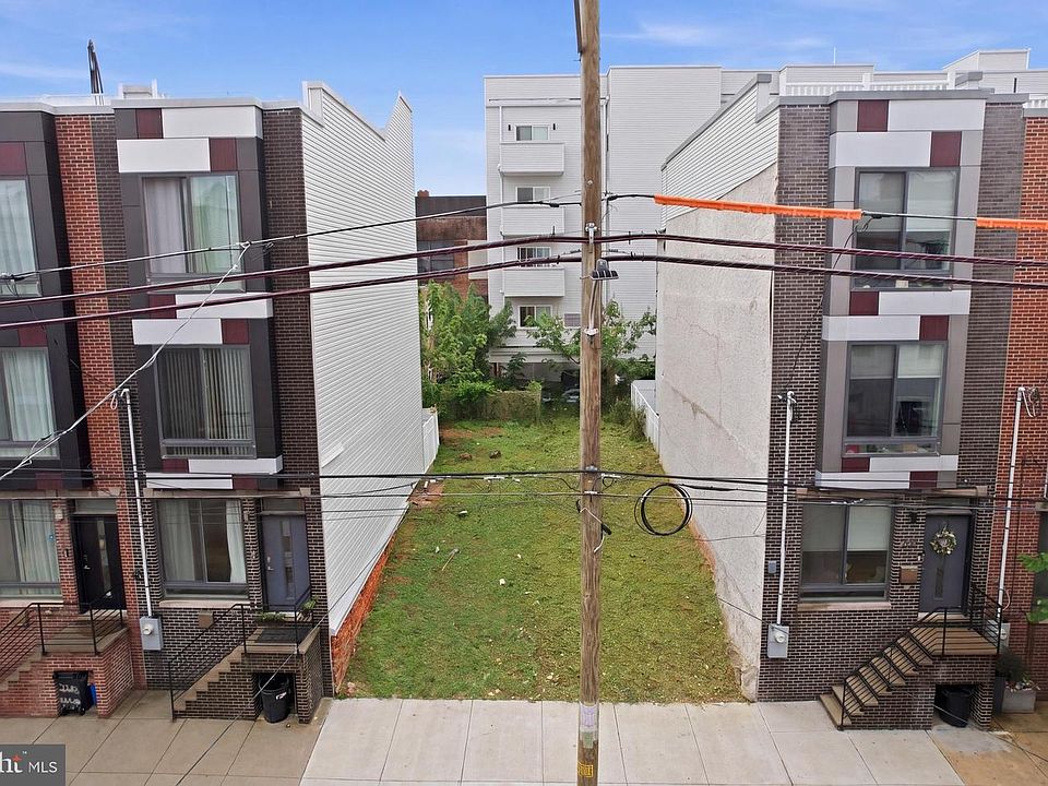 1st image of 2530 W Oxford St