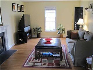 3rd image of 5 Meetinghouse Ln