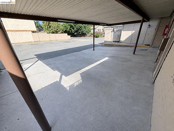 3rd image of 2505 Sonora Ln