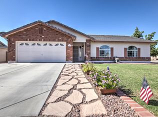2833 E Oakland Ct, Gilbert, AZ 85295