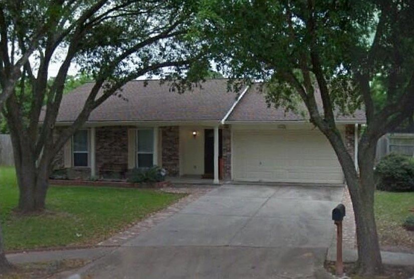 2nd image of 2207 Fairgreen Dr