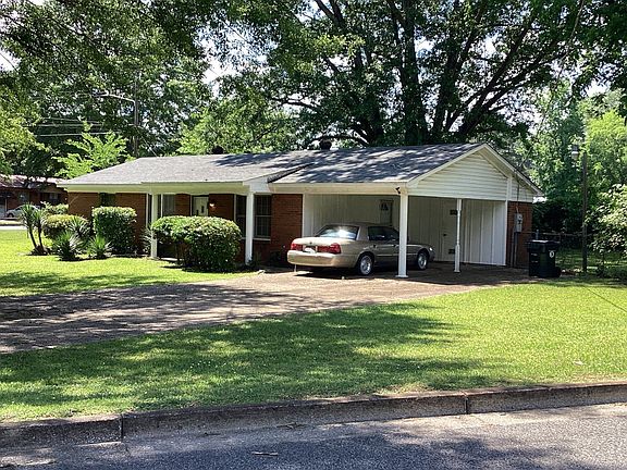 2nd image of 3524 Glen Ln