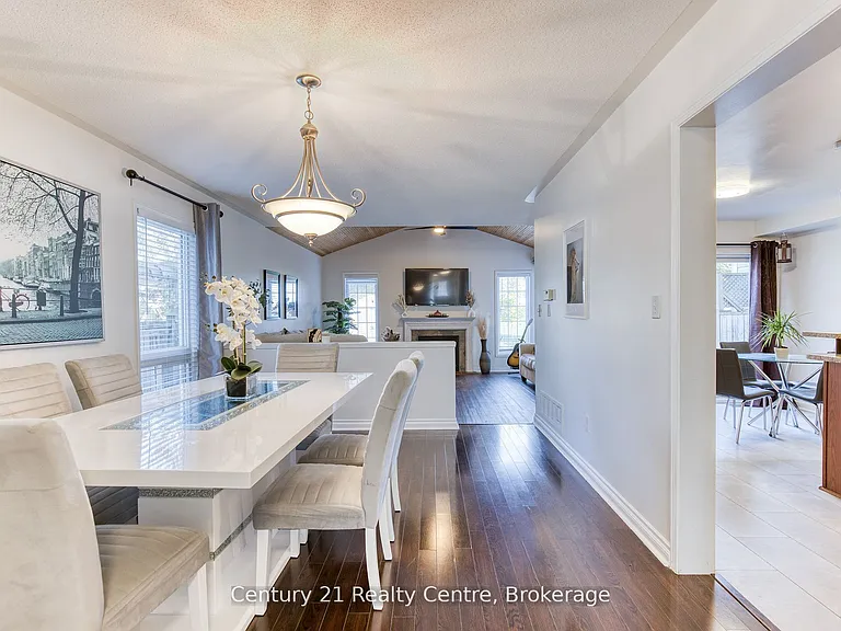45 Hatch St E — Photo 8